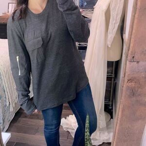 Brooklyn Standard grey knit top long sleeve new with tags size large